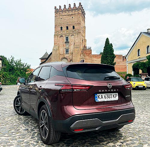 Nissan Qashqai e-Power: ,     - Nissan