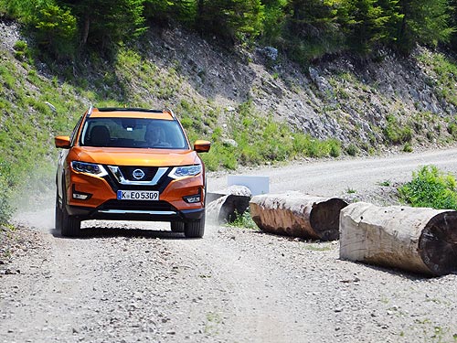 - Nissan X-Trail:      - Nissan