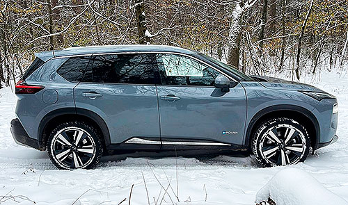 - Nissan X-Trail e-Power: ,     - Nissan