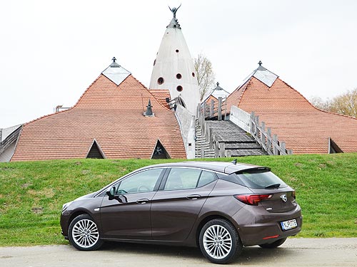 - Opel Astra K.   
