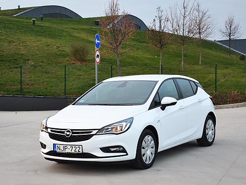 - Opel Astra K.   