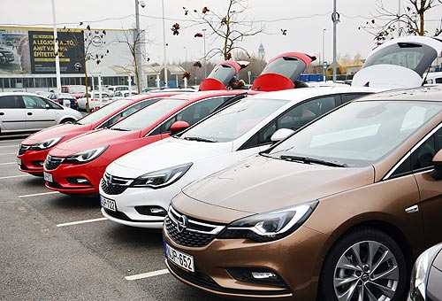 - Opel Astra K.   