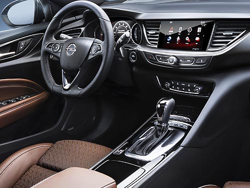 - Opel Insignia New:      -