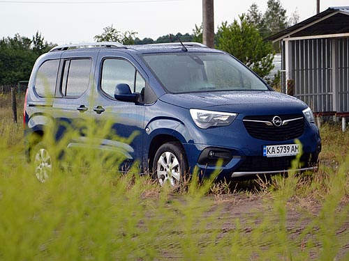 - Opel Combo Life:    - Opel