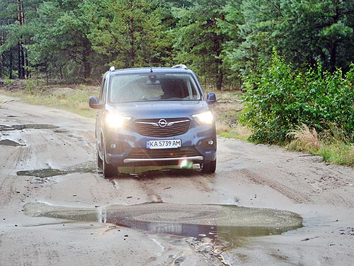 - Opel Combo Life:    - Opel