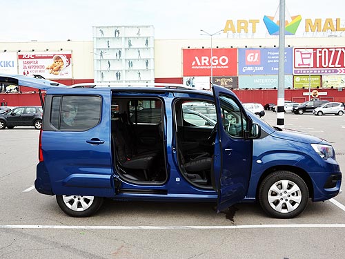 - Opel Combo Life:    - Opel