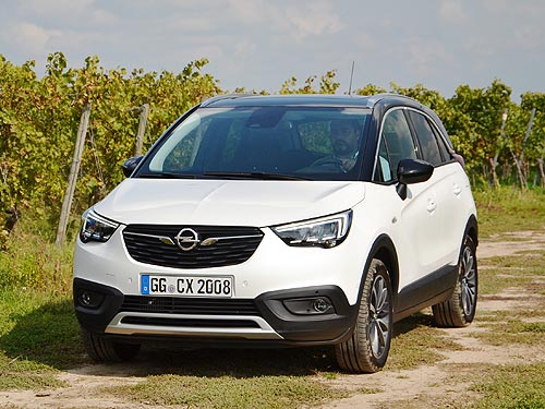 - Opel Crossland X:    SUV    - Opel