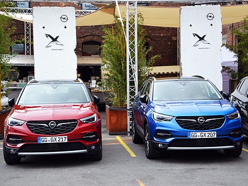 - Opel Grandland X.    - Opel