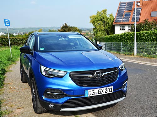 - Opel Grandland X.    - Opel