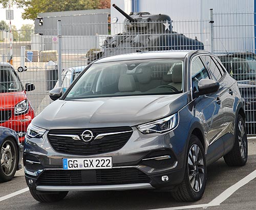 - Opel Grandland X.    - Opel