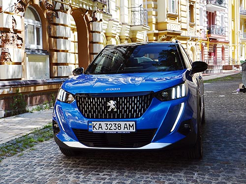   . - Peugeot 2008 - Peugeot