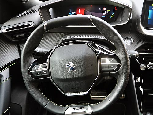   ,    . - Peugeot e-2008 - Peugeot