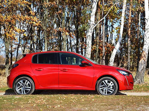   . - Peugeot 208 - Peugeot