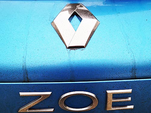  ,    . - Renault ZOE - Renault