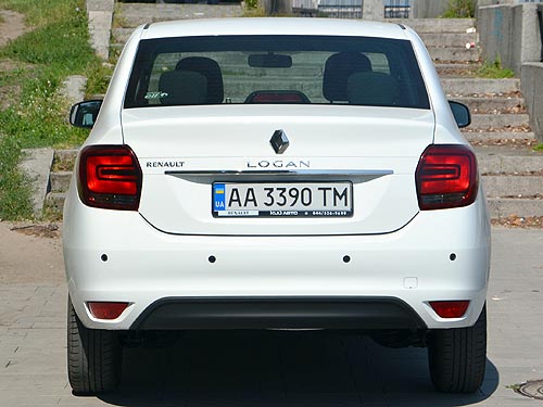 - Renault Logan:     ? - Renault