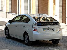 Daimler      Toyota