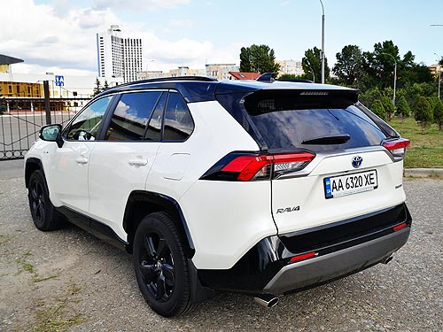 - Toyota RAV4 Hybrid.      RAV4? - Toyota